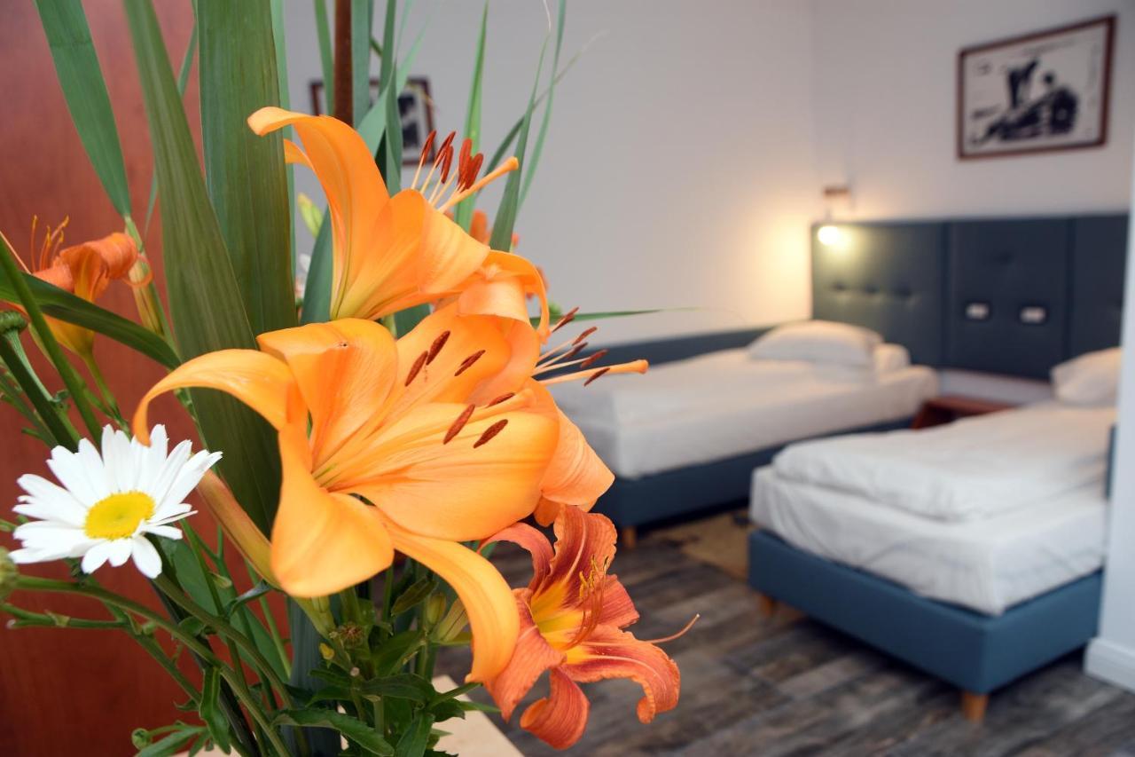 Hotel Sunrise Кришан Екстериор снимка