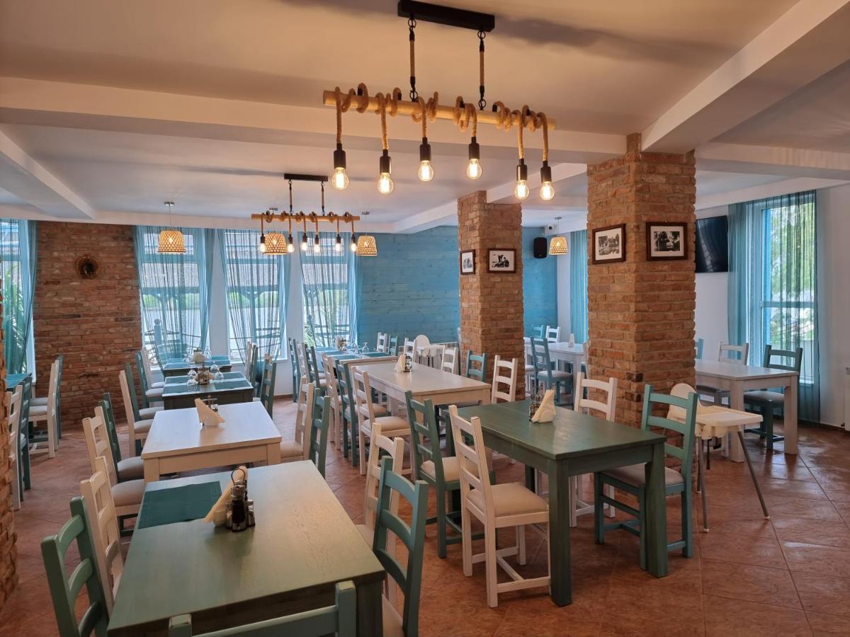 Hotel Sunrise Кришан Екстериор снимка