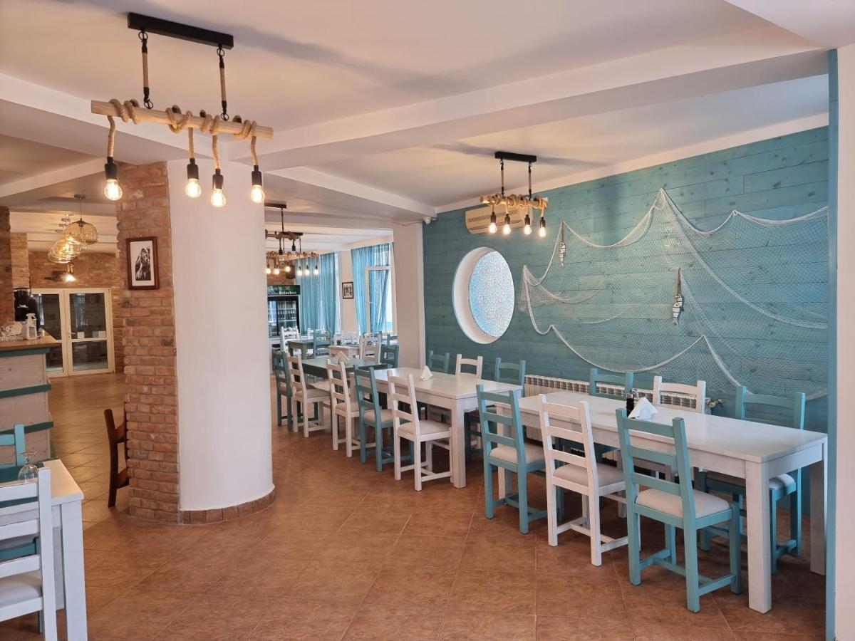 Hotel Sunrise Кришан Екстериор снимка
