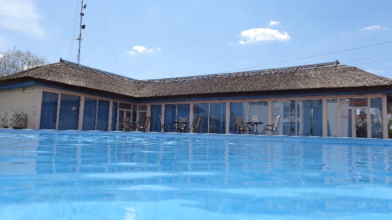 Hotel Sunrise Кришан Екстериор снимка